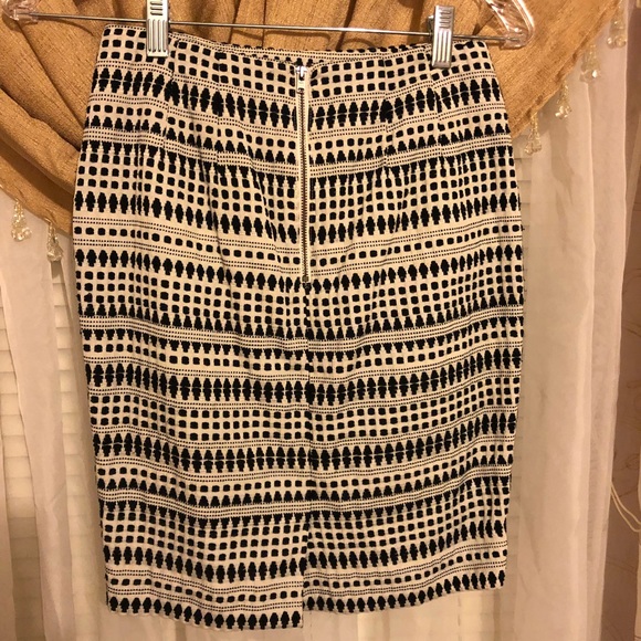 2 pairs of loft size 00P skirts - Picture 4 of 5